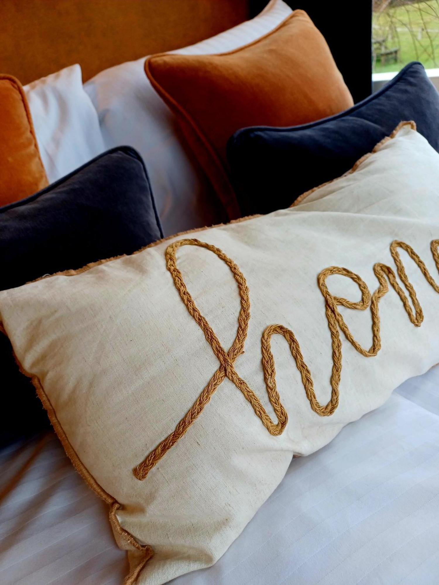 Grains Bar Hotel Олдхам Экстерьер фото