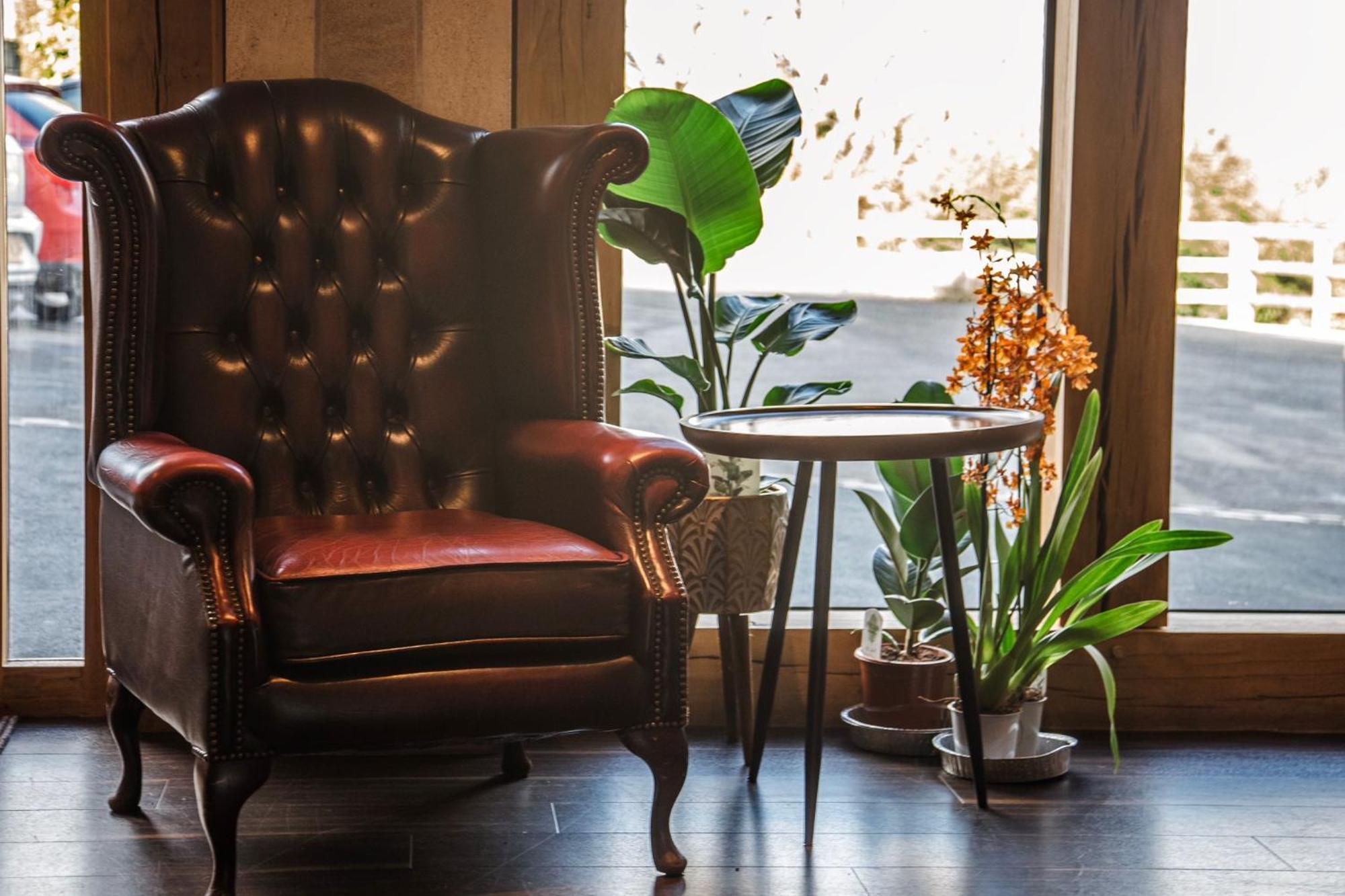 Grains Bar Hotel Олдхам Экстерьер фото
